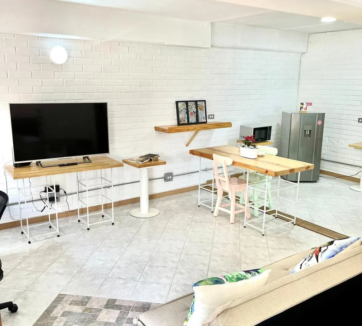 Cozy Loft At Parque Del Poblado, Medellin Apartment 0*,