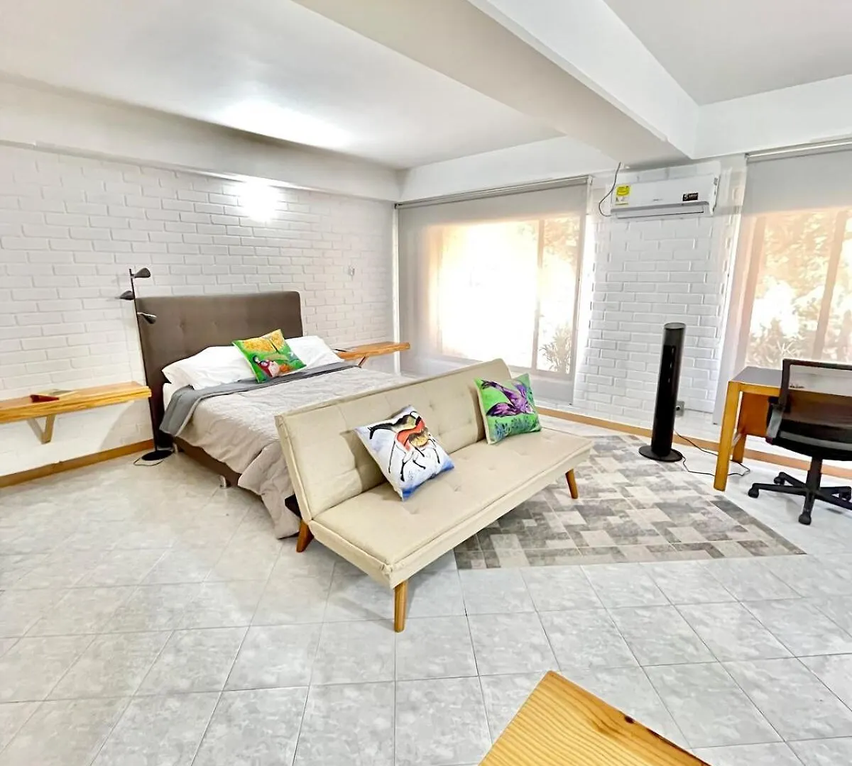 Cozy Loft At Parque Del Poblado, Medellin Apartment