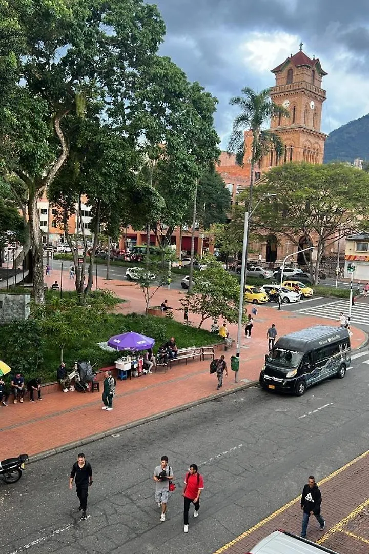 Cozy Loft At Parque Del Poblado, Medellinアパートメント アパート メデジン